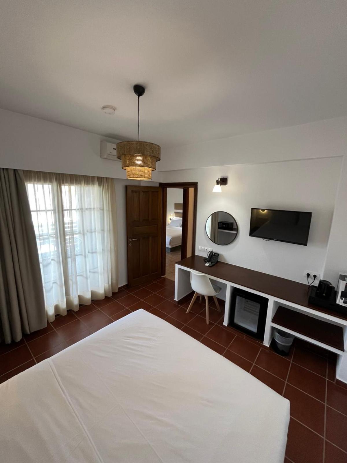 Skopelos Holidays Hotel & Spa Экстерьер фото